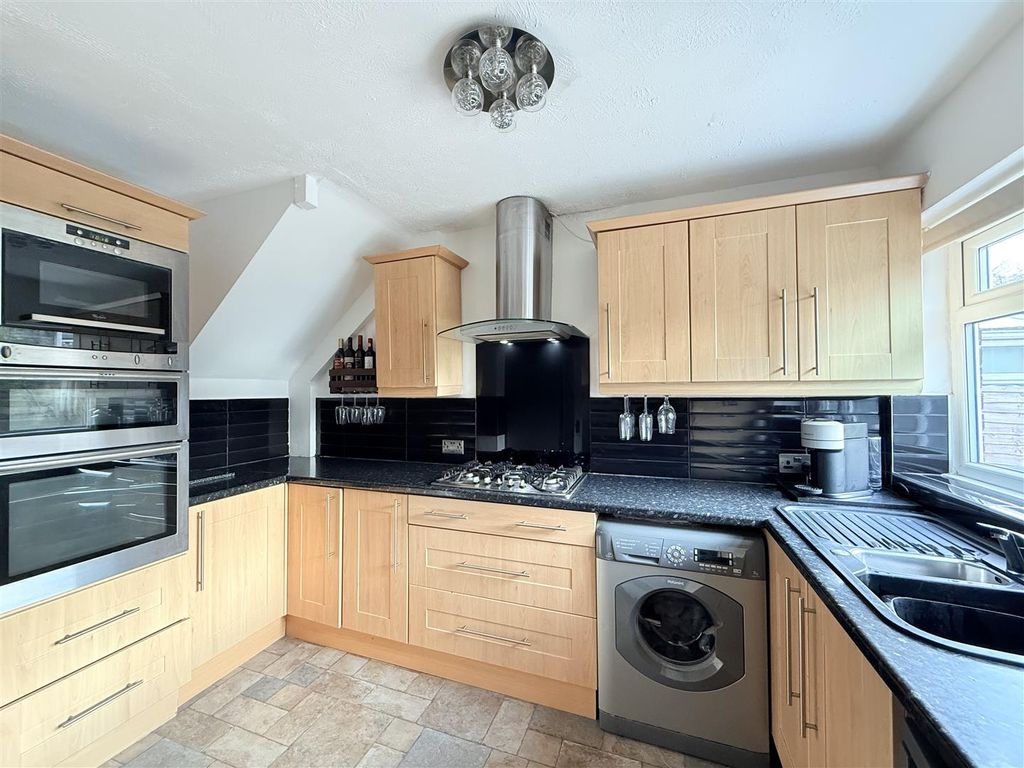 Property photo 3 of 24 Img_1044.Jpeg