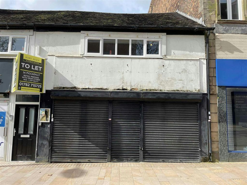 Property photo 1 of 6 Piccadilly 1.Jpg