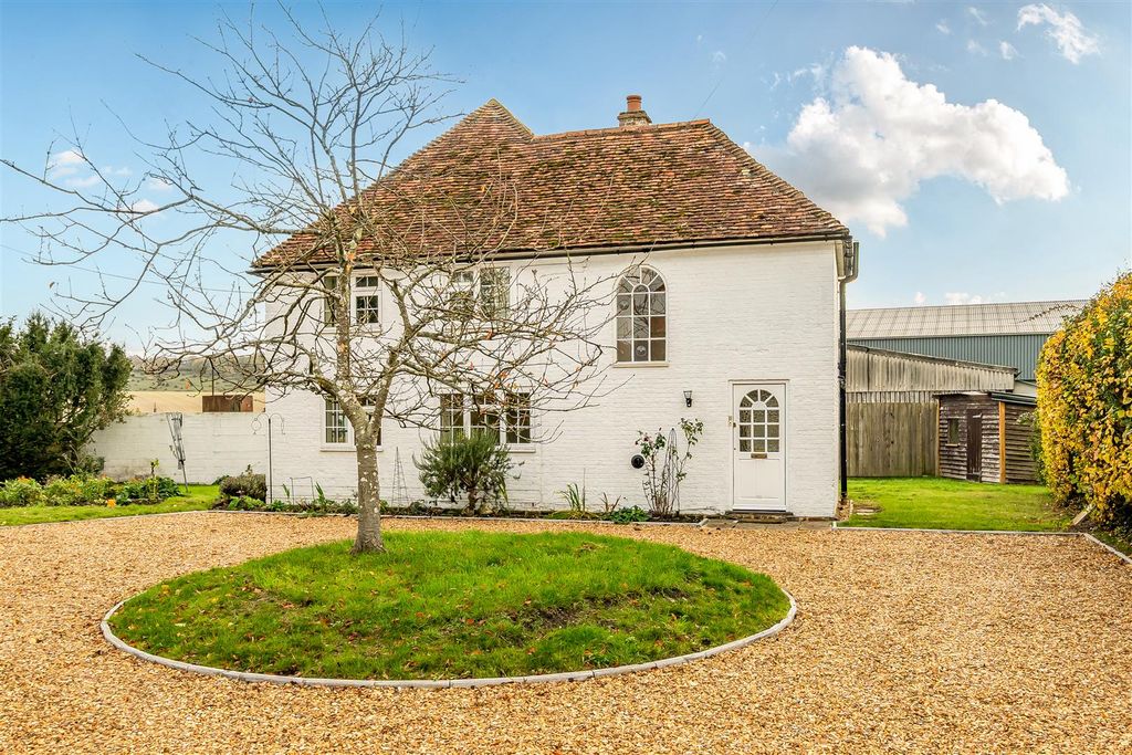 Property photo 1 of 22 Front Aspect