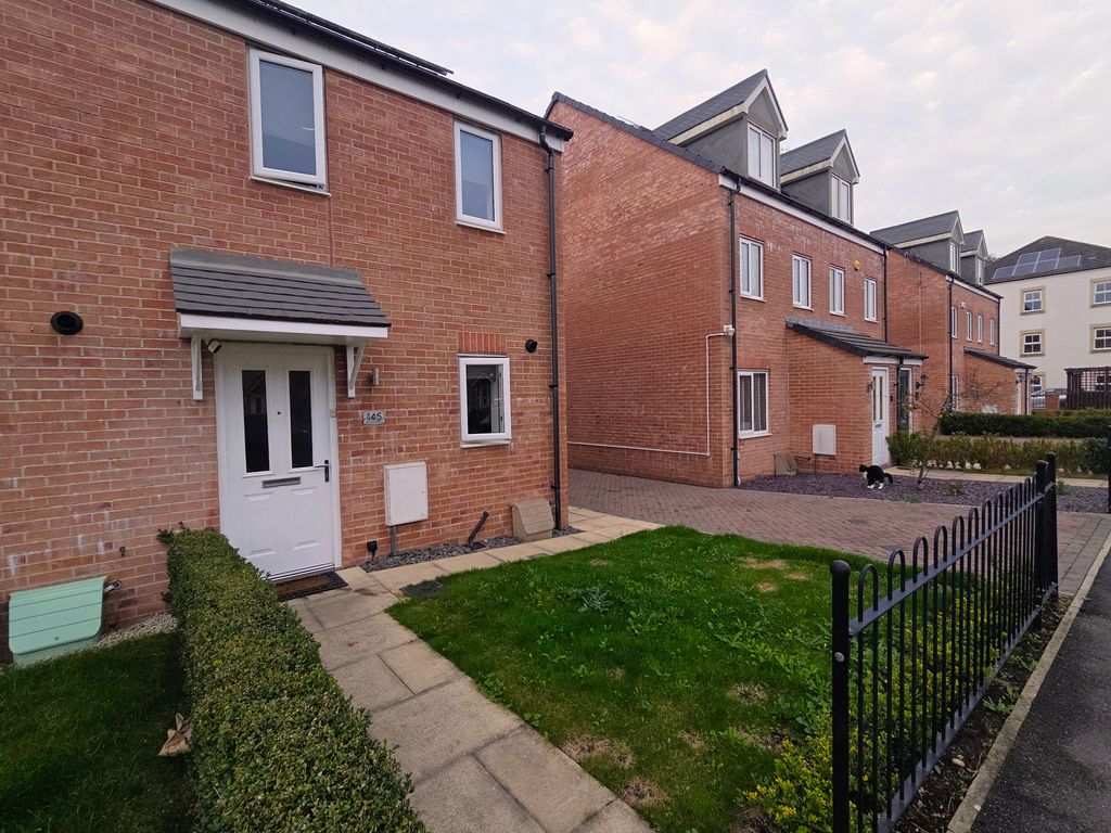 Property photo 2 of 16