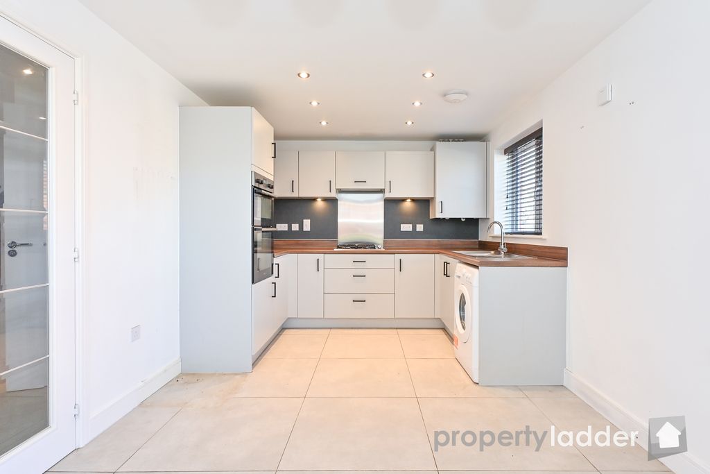 Property photo 3 of 22 20Moneyroad,Oldcatton-44