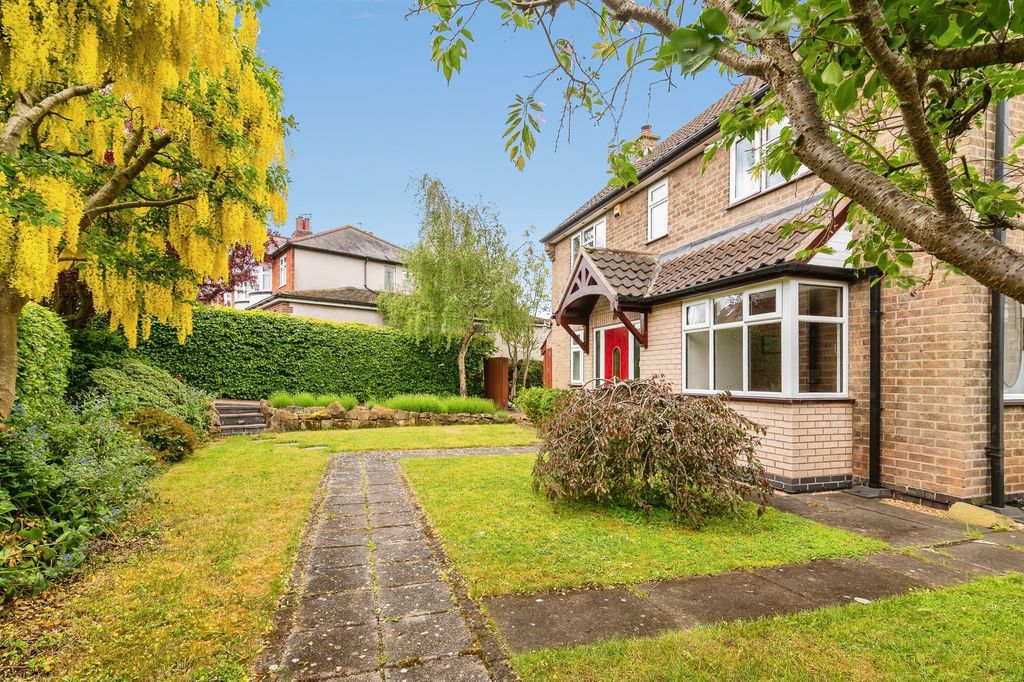 Property photo 3 of 23