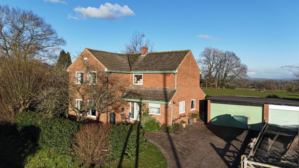 Property photo 1 of 33