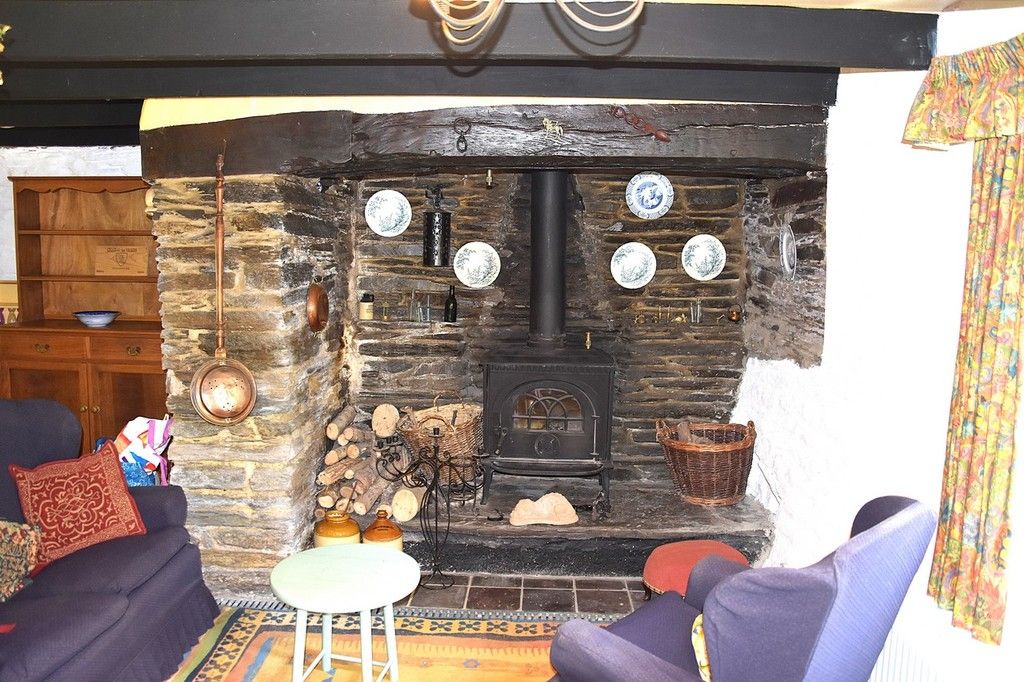 Property photo 2 of 41