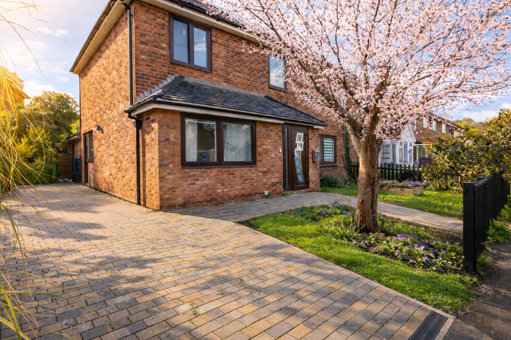 Property photo 2 of 20