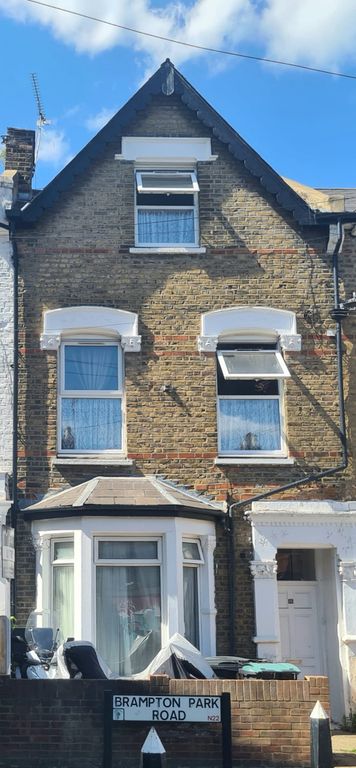 Property photo 1 of 1