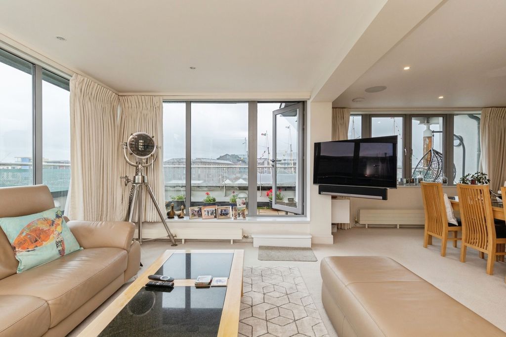 Additional image 6 of 3 bed flat for saleLime Kiln Road, Bristol BS8