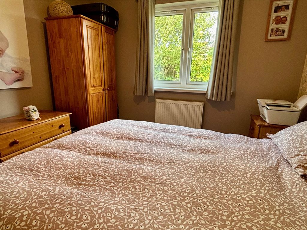 Additional image 17 of 3 bed bungalow for saleSkomer Drive, Milford Haven, Pembrokeshire SA73