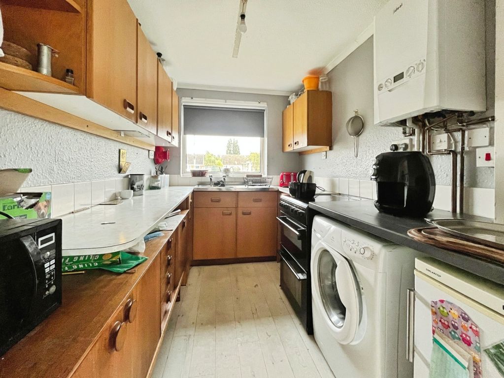Property photo 2 of 11 4331773