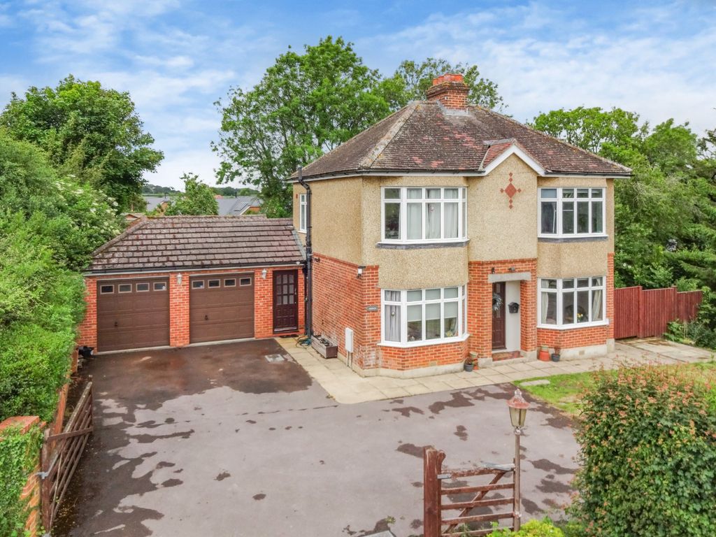 Property photo 1 of 14 Highlea