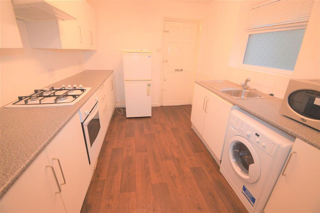 Property photo 2 of 3 Kitchen