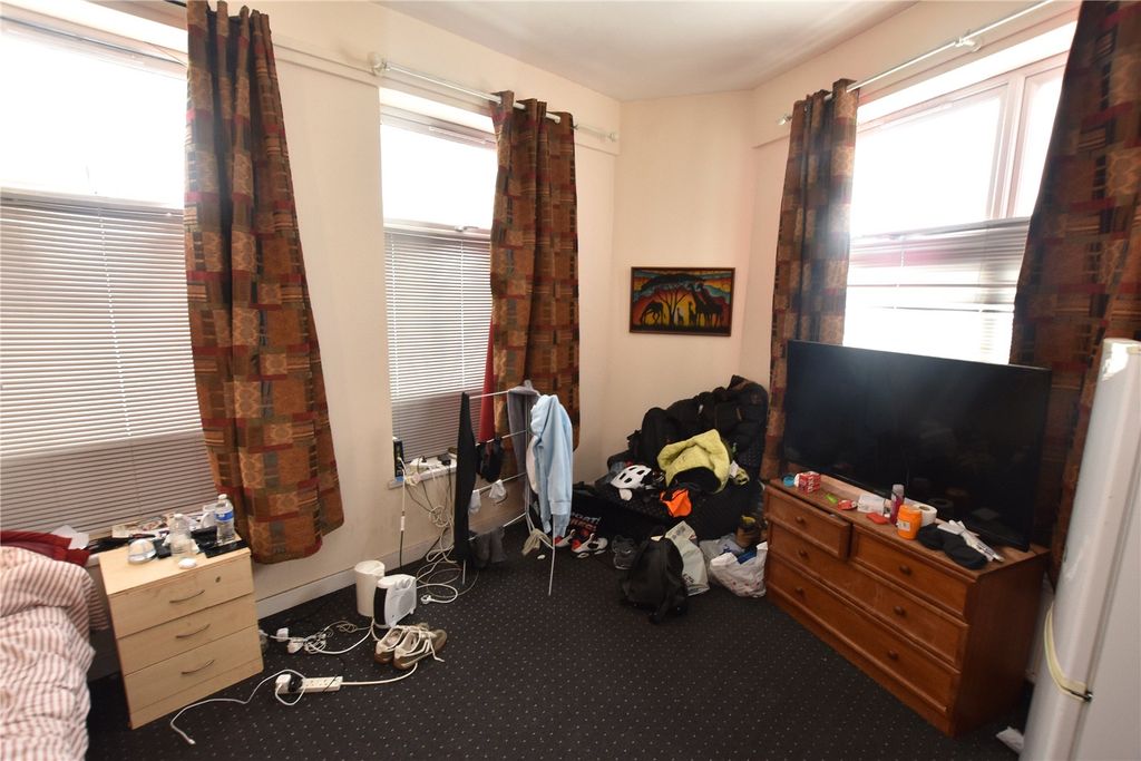Property photo 3 of 14 Picture No. 18
