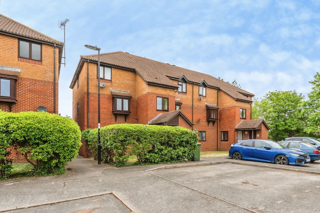 Property photo 1 of 18 Pbox-Img.Jpg