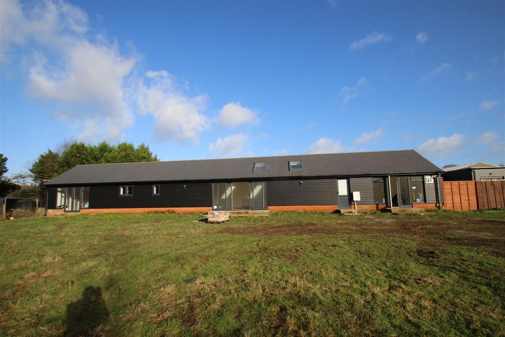Property photo 1 of 8 Img_2509.Jpg