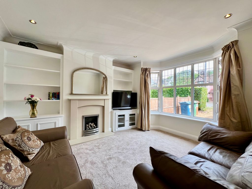 Property photo 3 of 10 Img_8129