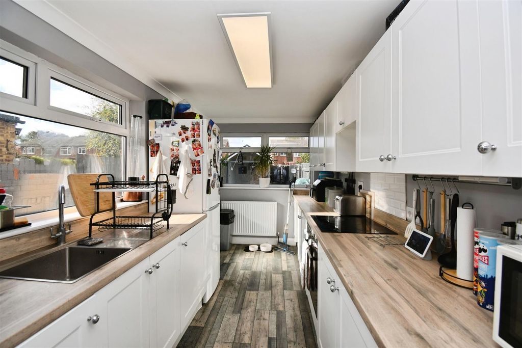 Property photo 3 of 17 286c8286-U 20 20 2856 29.Jpg