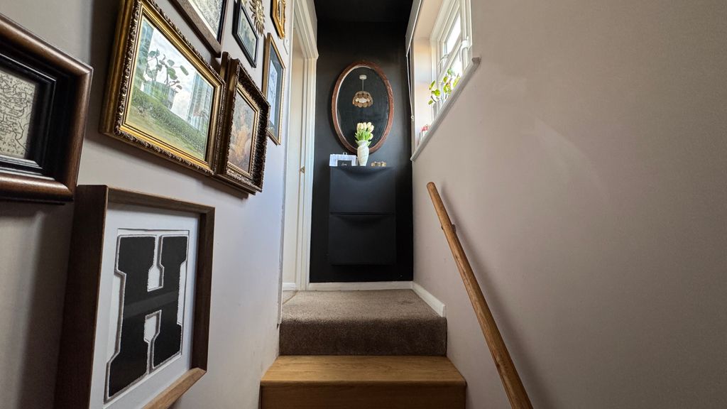 Property photo 3 of 23 Fullsizerender