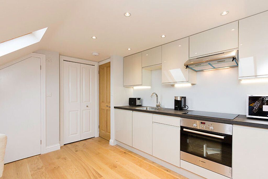 Property photo 1 of 7 3