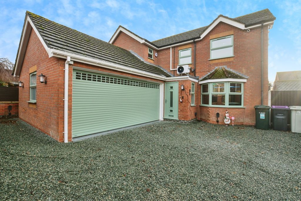 Property photo 1 of 23