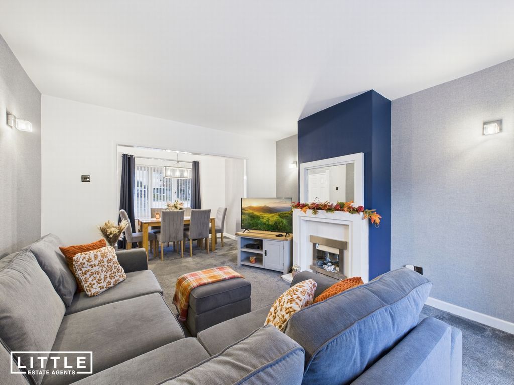 Property photo 2 of 25 Photo 11