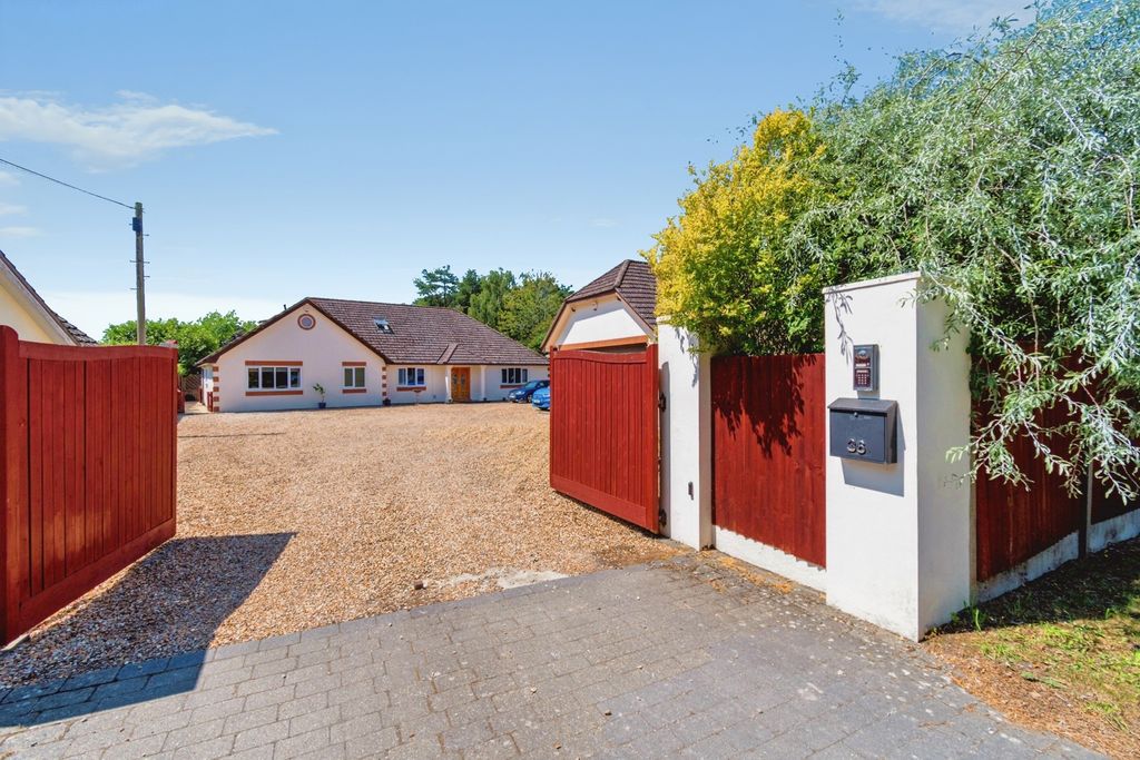Property photo 1 of 27 Pbox-Img.Jpg