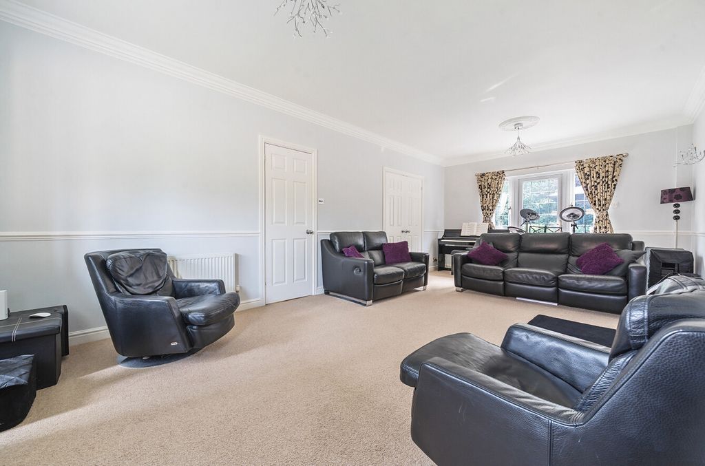 Property photo 3 of 21 1314069-26-68552B...
