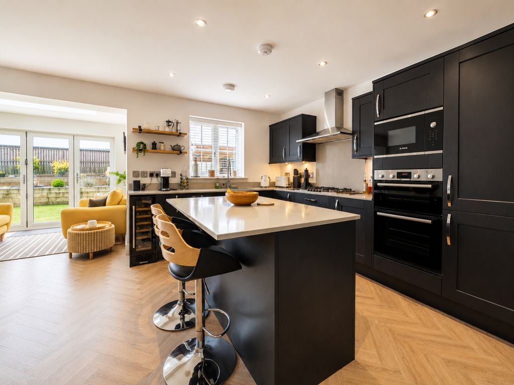 Property photo 2 of 29 Best Kitchen