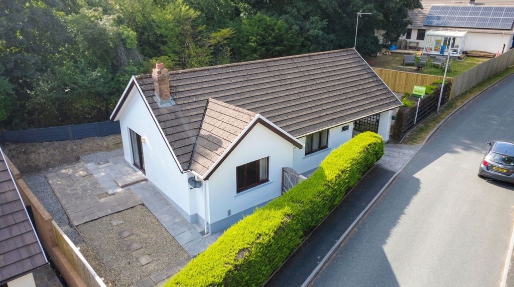 Property photo 1 of 48