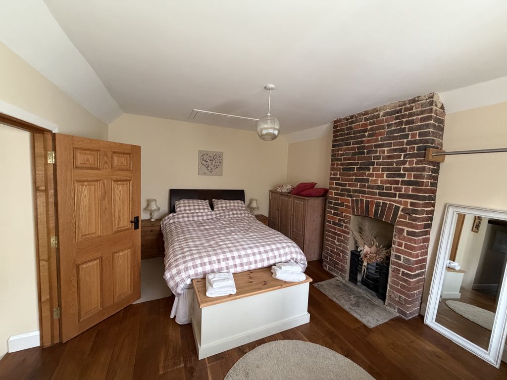 Property photo 2 of 10 Img_3633