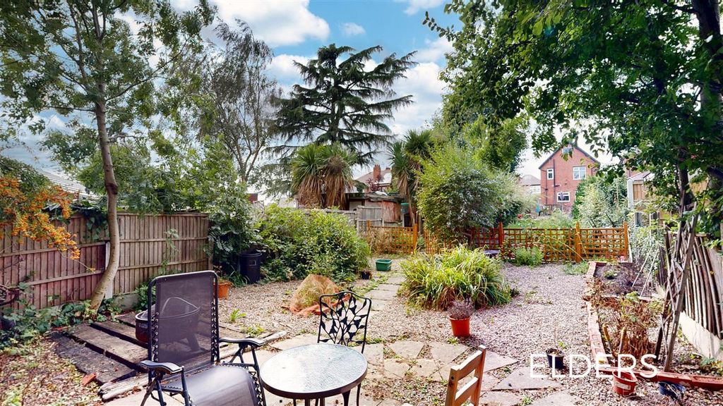 Property photo 2 of 16