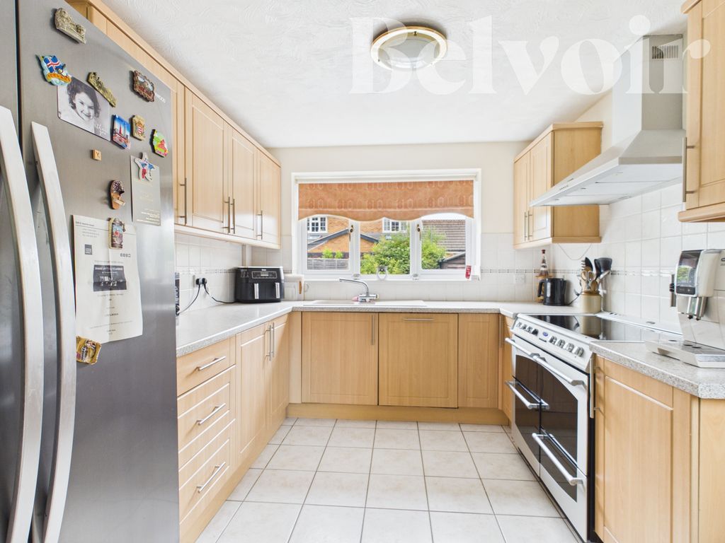 Property photo 2 of 23