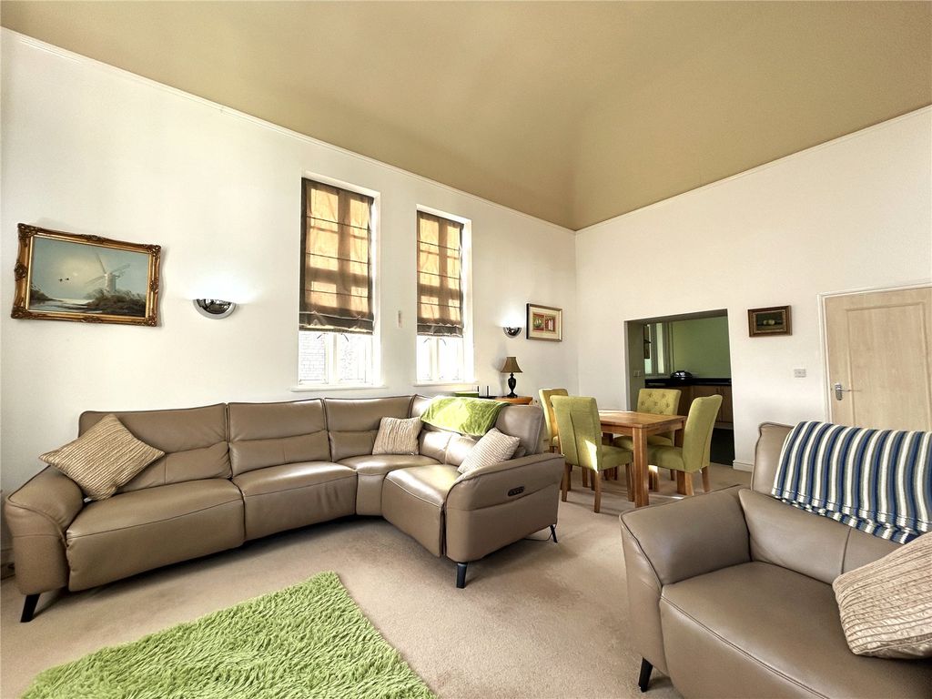 Property photo 3 of 13 Picture No. 04
