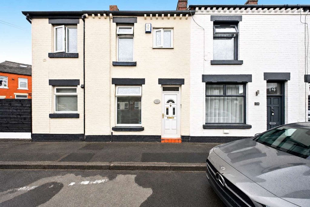 Property photo 1 of 25
