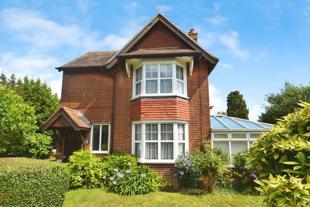 Property photo 1 of 19
