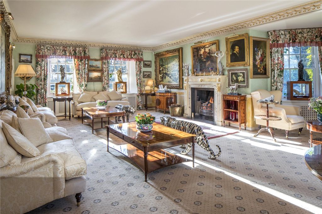 Property photo 3 of 18 Drawing Room