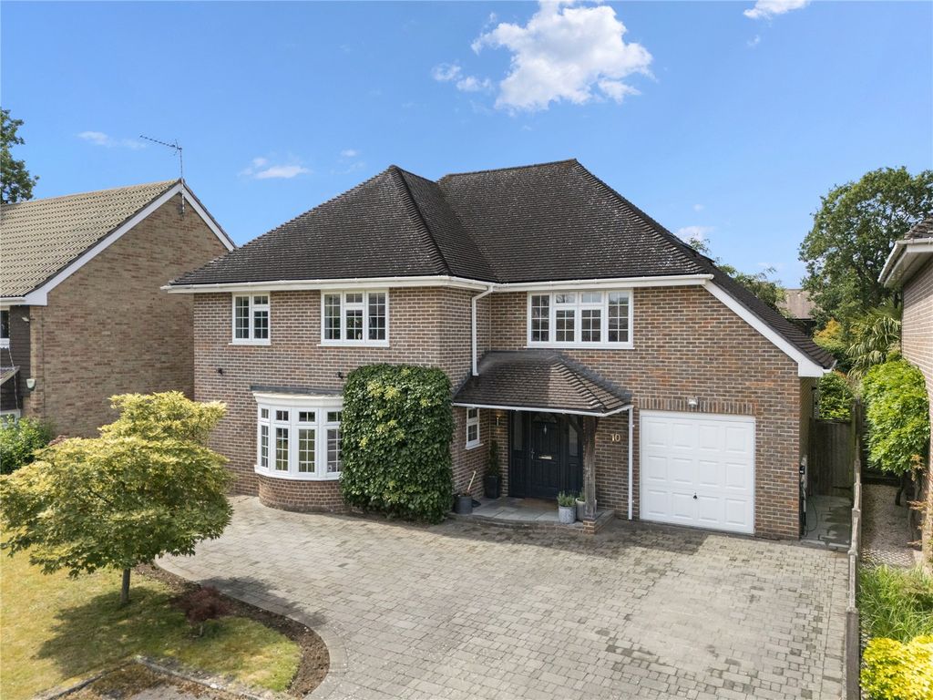 Property photo 1 of 28 Picture No. 33
