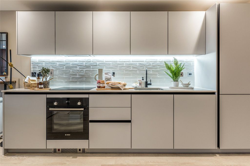 Property photo 2 of 10 Picture No. 08