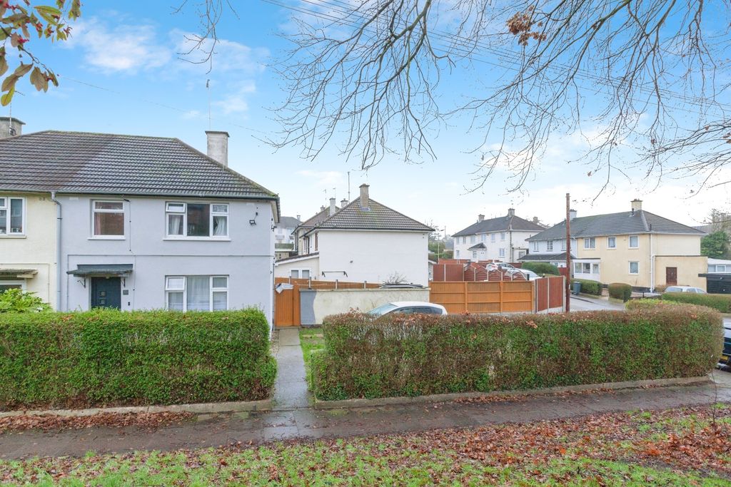 Property photo 1 of 19 Front