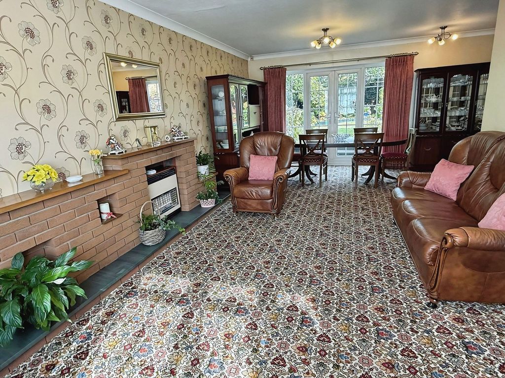 Property photo 2 of 29