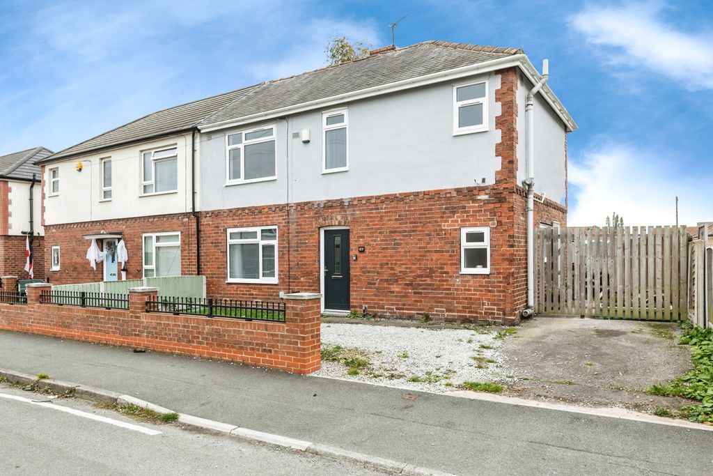 Property photo 1 of 15 The Property