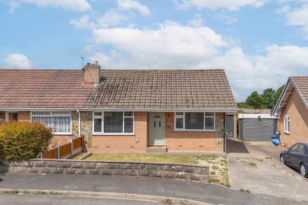 Property photo 1 of 9