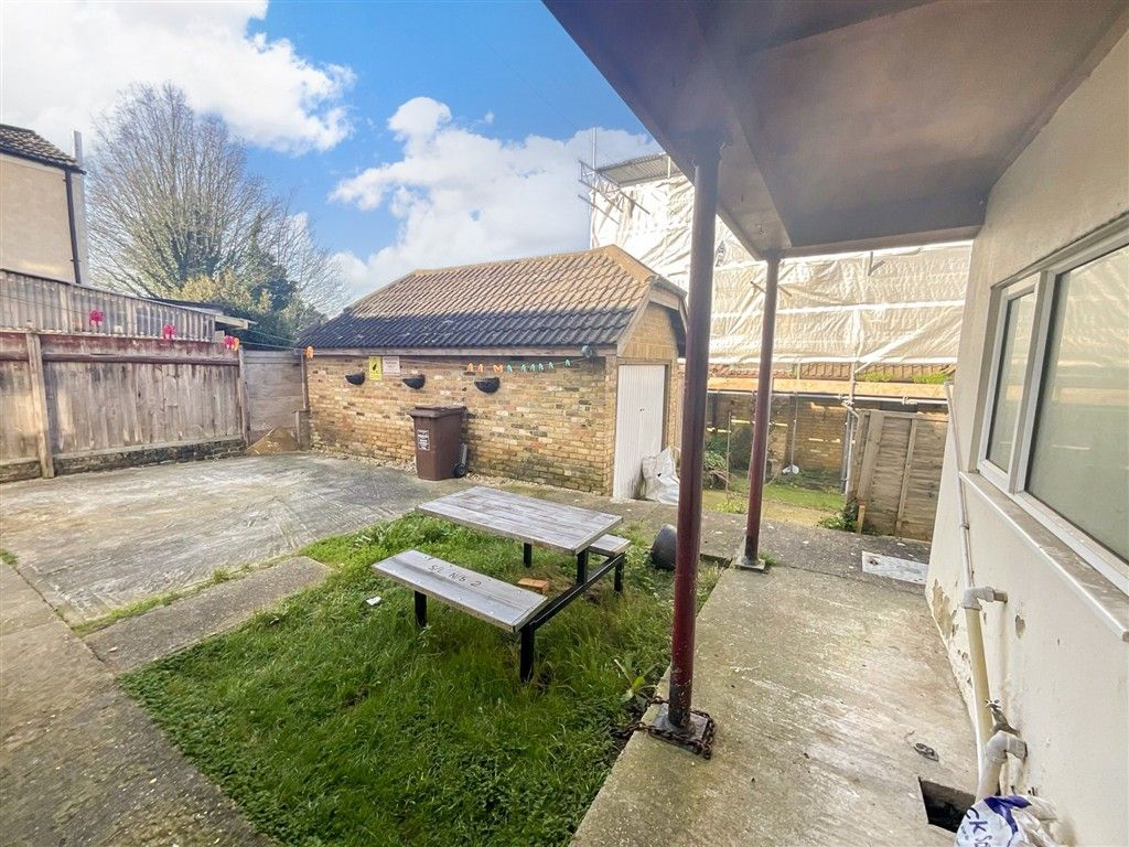 Property photo 2 of 8 Rear Garden