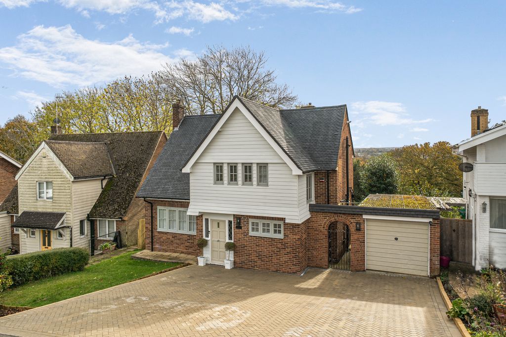 Property photo 1 of 20