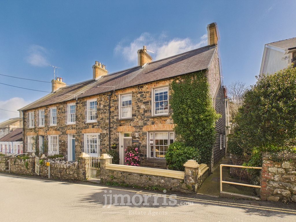 Property photo 1 of 54