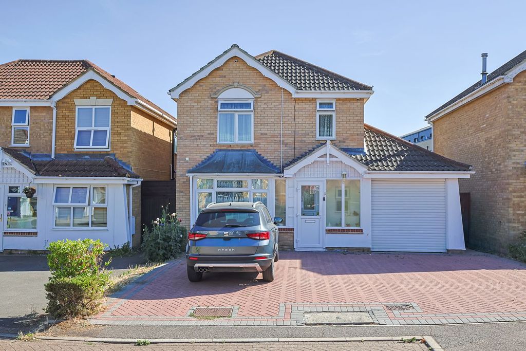 Property photo 1 of 37