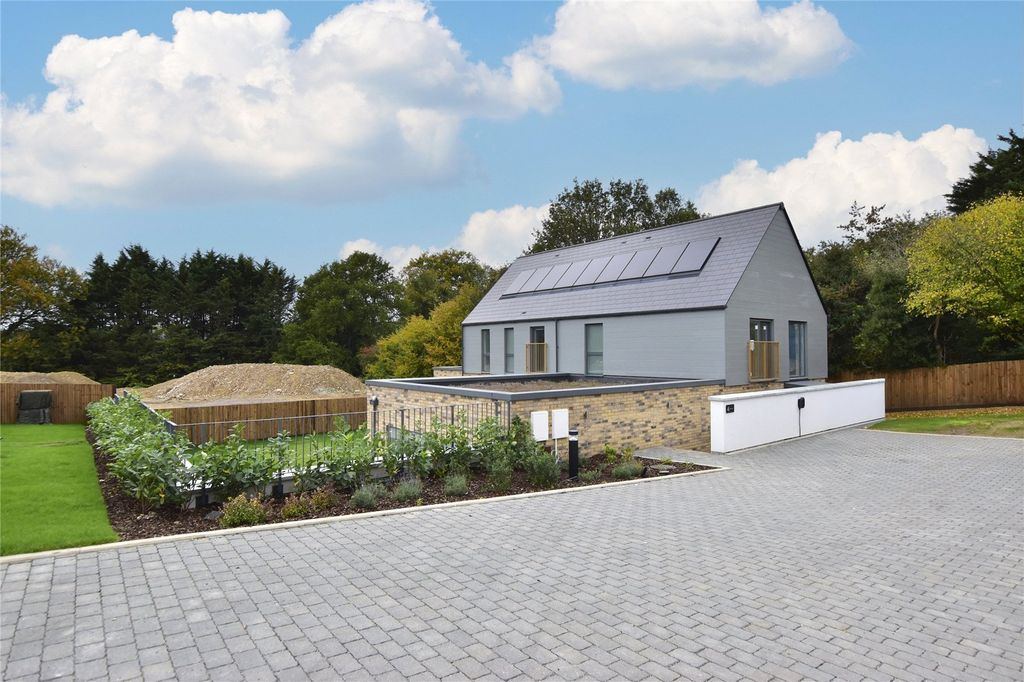 Property photo 1 of 11 Picture No. 02