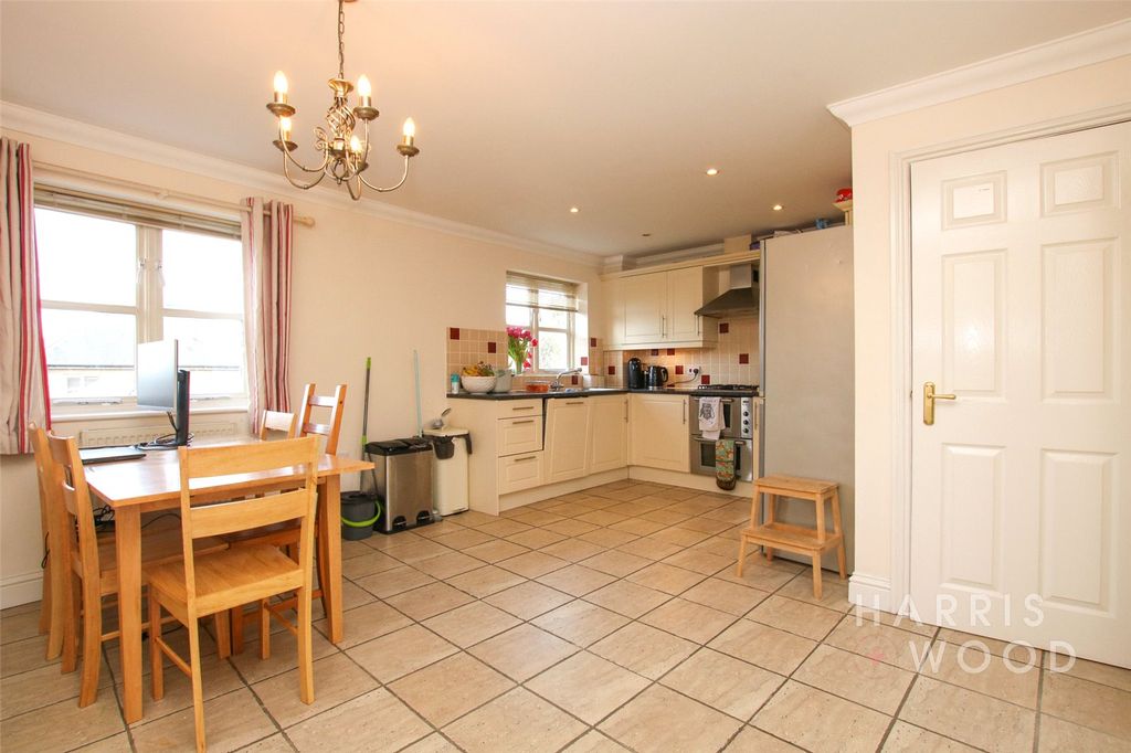 Property photo 2 of 24 Picture No. 08