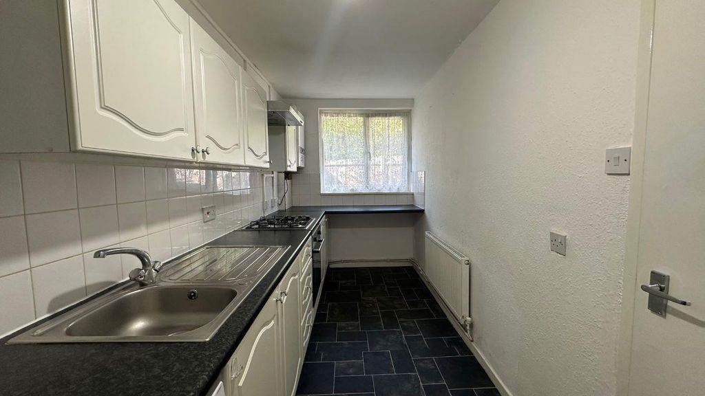 Property photo 3 of 10 2286214_Web_Medium.Jpeg