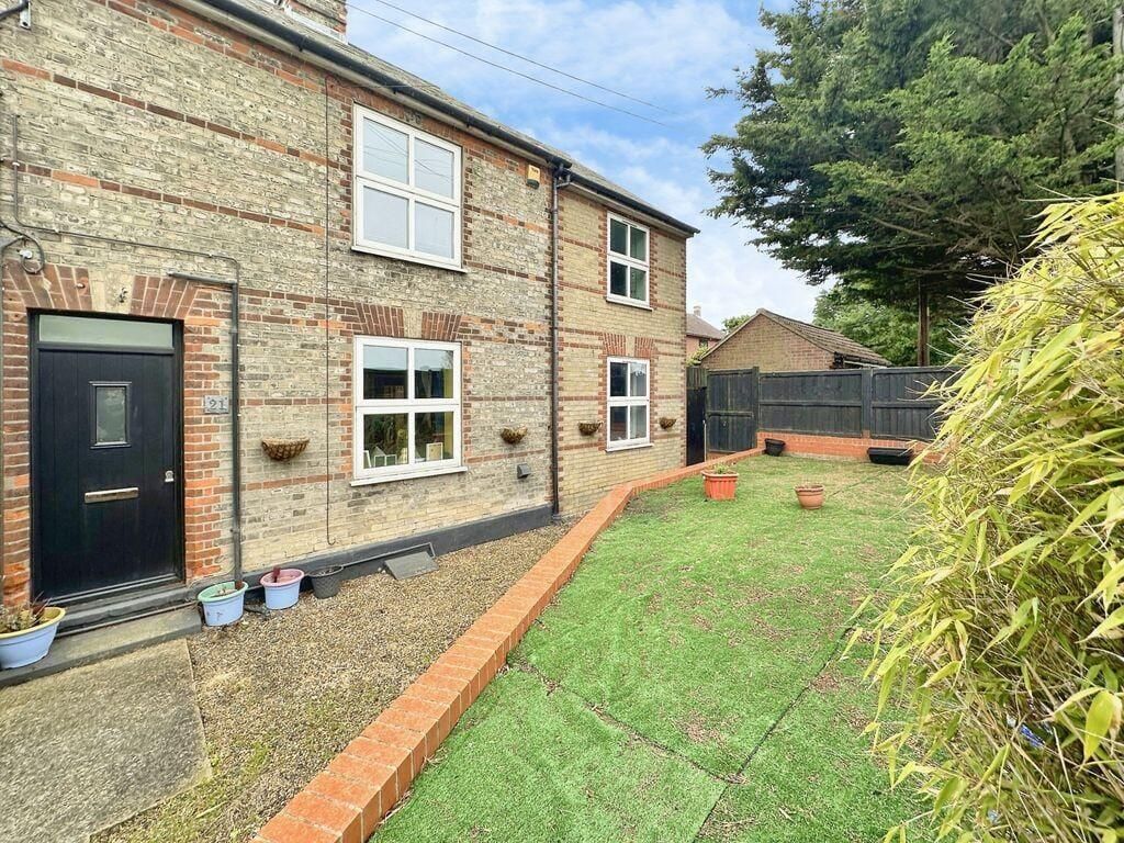 Property photo 1 of 25