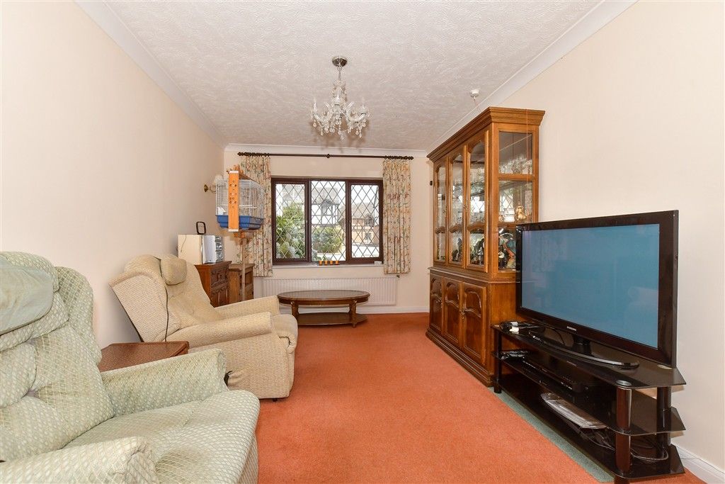 Property photo 2 of 9 Lounge/Diner